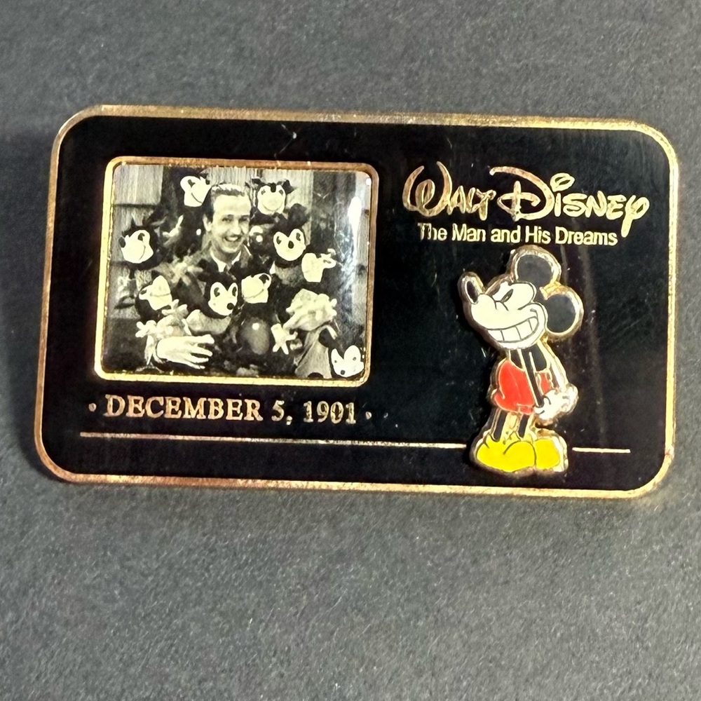 Disney Limited Edition “Walt Disney - The Man and His Dreams” 100th Birthday Pin
